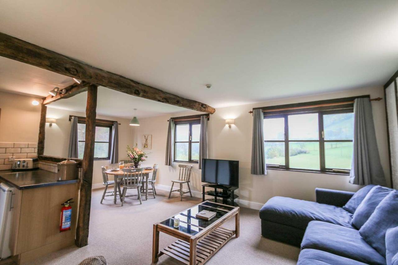 Lake Cottages At Cwm Chwefru Llanafan-fawr Экстерьер фото